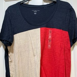 Tommy Hilfiger t shirt
